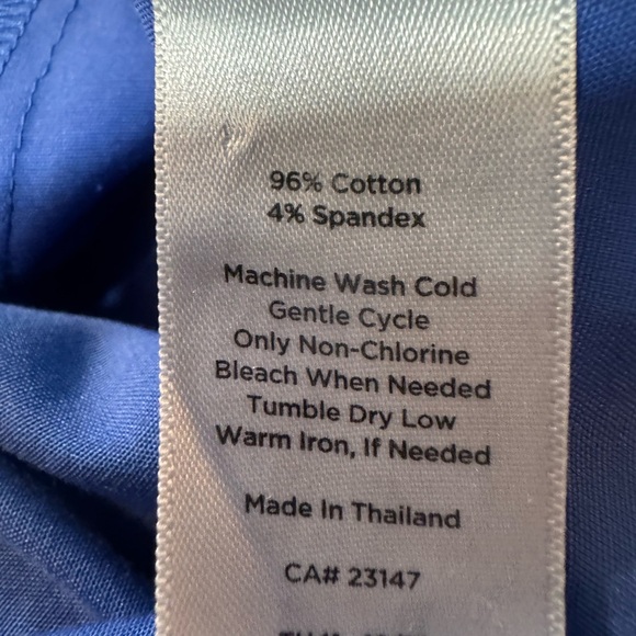 Talbots Royal Blue Sleeveless Button-Down Wrinkle Resistant Shirt - Picture 3 of 7